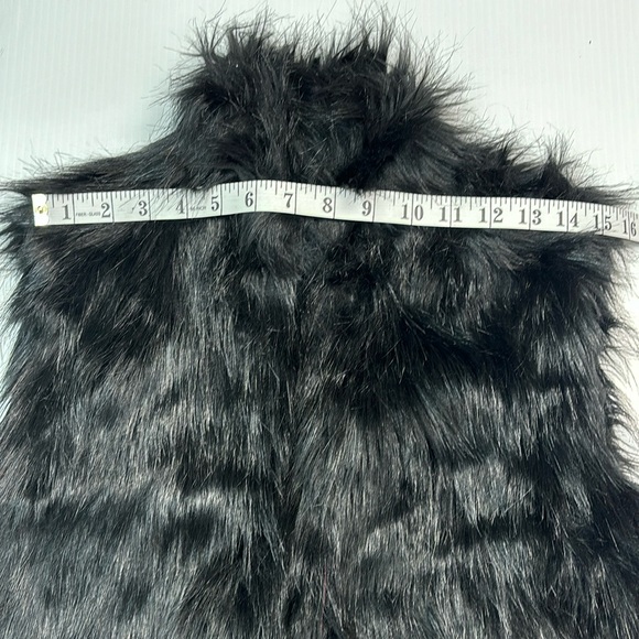 Unbranded Women Black Faux Fur Outer Shell Gilet - Picture 7 of 10